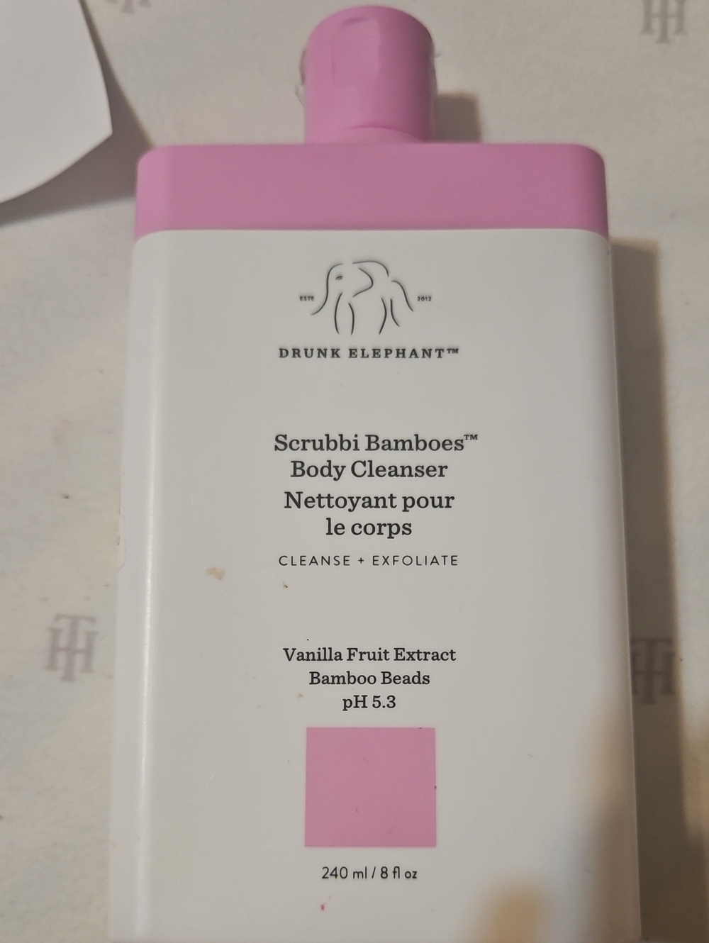 Drunk Elephant Scrubbi Bamboes Pink & White Body Cleanser